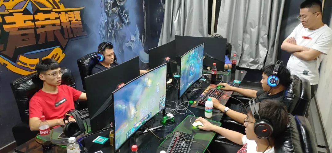 彩的对决 彩的对决